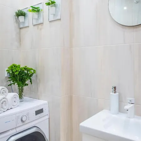 Klimatyczny, Parkowa Polana Myweek Polanica-Zdrój