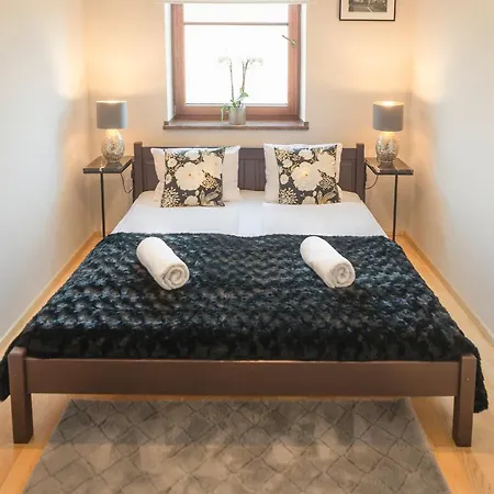 Klimatyczny, Parkowa Polana Myweek