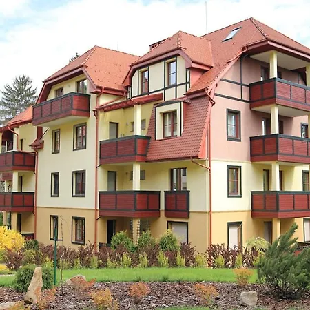 Klimatyczny, Parkowa Polana Myweek Appartement *